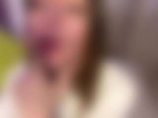 Julia's Live Sex Cam Show