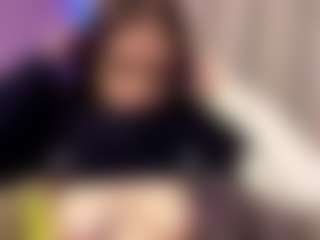 Julia's Live Sex Cam Show
