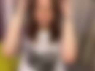 Live cam show with Julia - Normal on fapnchat