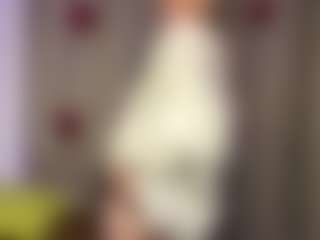 Live cam show with Julia - Bondage on friskycurves.com