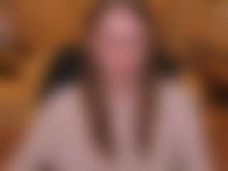 Live cam show with alison-doo - Gray Eyes on CamwithHer