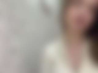 AsleyNakayama MILF webcam performer live streaming