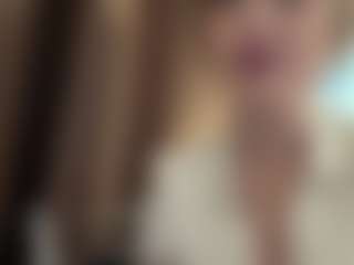 Live cam show with AsleyNakayama - Petite MILF on Camsoda Late Night