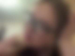 Live cam show with AsleyNakayama - Curvy Teen (18+) on AdultVida.com