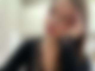 Live cam show with AsleyNakayama - Petite MILF on CamwithHer