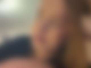Live cam show with AsleyNakayama - Middle Aged on Camsoda