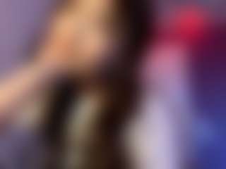 Live cam show with AvisStoff - Brown Hair Petite on Dare Cams