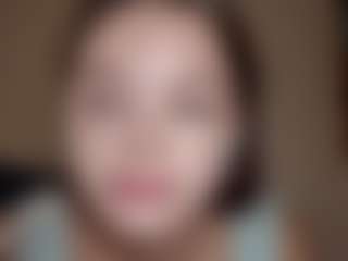 Live cam show with BiancaOhlendorf - Tease on SinfulBabes