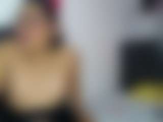 emily77's Live Sex Cam Show