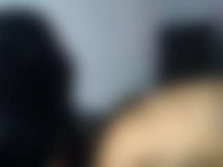 emily77's Live Sex Cam Show