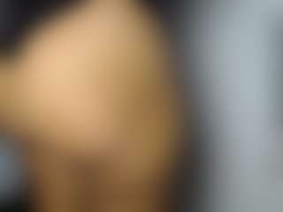 emily77's Live Sex Cam Show