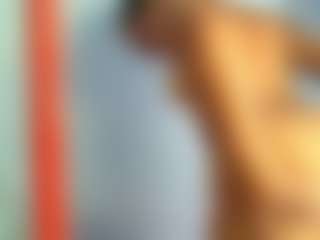 emily77's Live Sex Cam Show