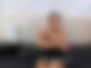Live cam show with emily77 - Thin on SquirtSoMuch