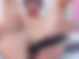Live cam show with gabby-monroe - Red Hair on CamClone