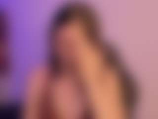 Live cam show with Haannathompsoon - Moaning on Milfs Live