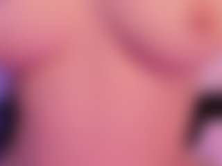 Live cam show with Haannathompsoon - Moaning on alttransgirls