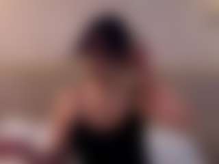 HollyPratt's Live Sex Cam Show