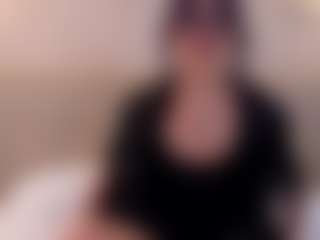 HollyPratt's Live Sex Cam Show