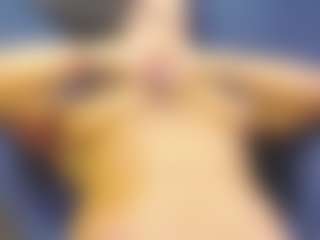 IrisSwift's Live Sex Cam Show