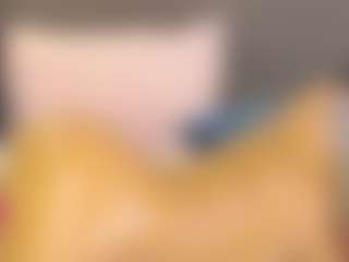 IrisSwift's Live Sex Cam Show