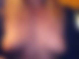 Izabeth's Live Sex Cam Show