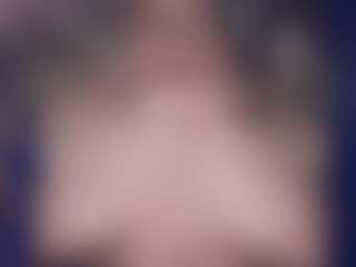 Izabeth's Live Sex Cam Show