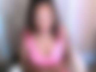 Live cam show with JaylaNoire - Tease Curvy on Milfs Live
