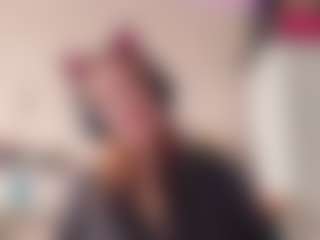 Live cam show with JeannettaCossa - Small Tits Teen (18+) on Gym Cam Girls