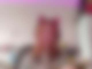 Live cam show with JeannettaCossa - Red Hair Young Adult on UwU Esports