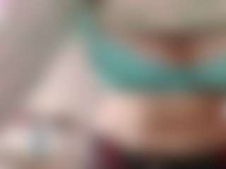 Live cam show with JeannettaCossa - Thin on Camsoda