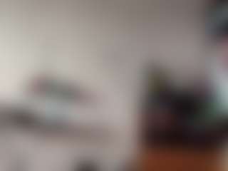 Live cam show with JeannettaCossa - Red Hair Squirt on Gym Cam Girls