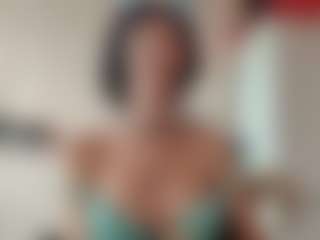 Live cam show with JeannettaCossa - Mature on Mixed Magazine Live