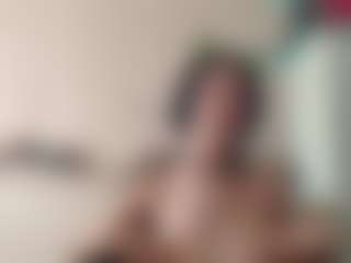 Live cam show with JeannettaCossa - Mature on Camsoda