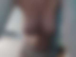 Live cam show with JeannettaCossa - Bedroom Red Hair on Camsoda