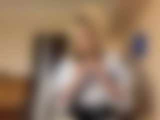 Live cam show with LarraineOlejarz - New White on Camiplay Live | france