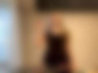 LillyCalvaresi's Live Sex Cam Show