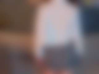 Live cam show with Lily - Erotic Dance on SmokeAndPoke