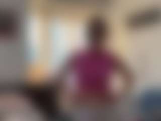 Live cam show with Polly - Blue Eyes on madthumbs