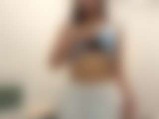 lunachaaaan's Live Sex Cam Show