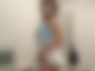 lunachaaaan's Live Sex Cam Show