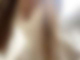Live cam show with lunachaaaan - Athletic Strip on sexylive.show