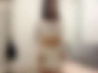 Live cam show with lunachaaaan - Amateur on CamClone