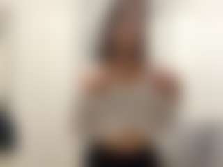 lunachaaaan's Live Sex Cam Show