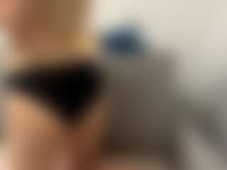 lunachaaaan's Live Sex Cam Show