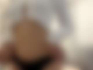lunachaaaan's Live Sex Cam Show