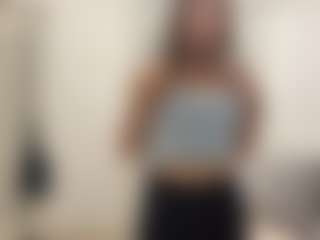 lunachaaaan's Live Sex Cam Show