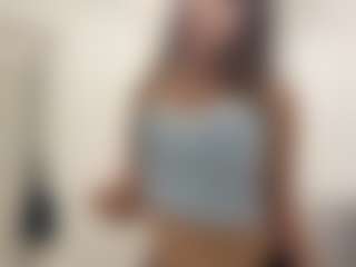 Live cam show with lunachaaaan - Strip on Camsoda