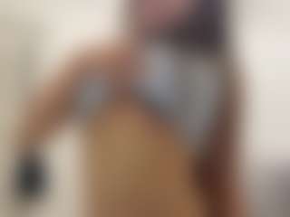 lunachaaaan's Live Sex Cam Show