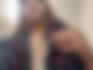 Live cam show with lunachaaaan - Petite on Uber Horny
