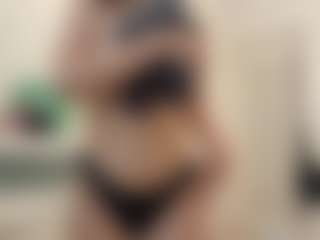 lunachaaaan's Live Sex Cam Show